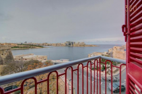 Unique seafront Loft overlooking Valletta's views by 360 Estates